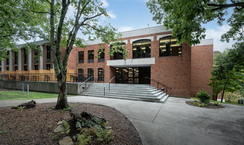 Berea College Hutchins Library IT Suite Renovation