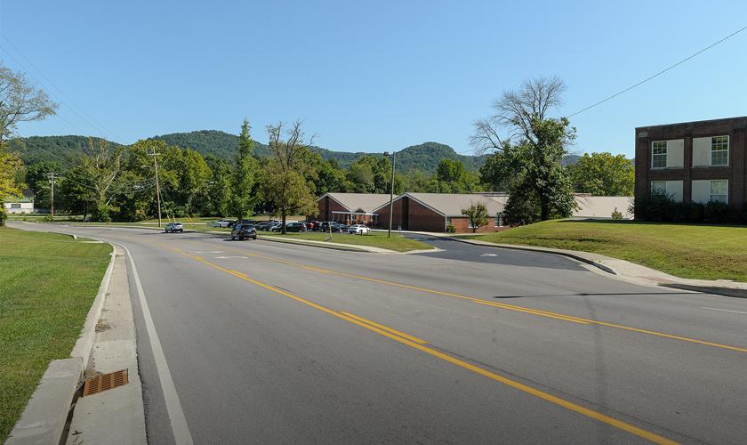 KY 89 at Dropoff/Pickup Area for Estill Springs Elementary, KYTC District 10 Estill County